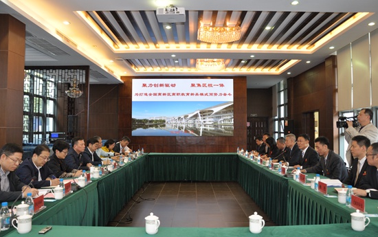 1-1座谈会场_副本.jpg